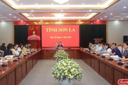 Siết chặt kỷ luật, kỷ cương công vụ