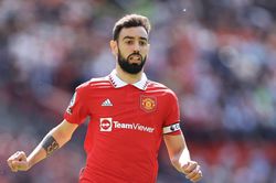 Man Utd chọn Bruno Fernandes làm đội trưởng mới