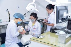 Bộ GD-ĐT công bố ngưỡng điểm sàn nhóm ngành sức khỏe năm 2023