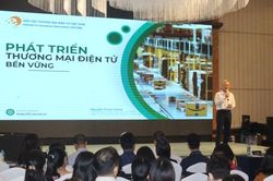 Thương mại điện tử tăng trưởng nhanh nhưng bộc lộ yếu tố không bền vững