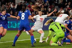 Mơ tạo lịch sử, Philippines thua trắng ở trận ra quân World Cup sau màn ăn mừng hụt