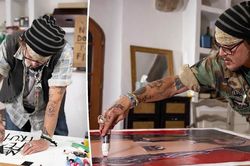 Chân dung tự họa của Johnny Depp trong 'thời kỳ đen tối' được rao bán