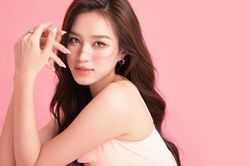 Đỗ Thị Hà khoe bộ ảnh cực ngọt ngào mừng sinh nhật tuổi 22