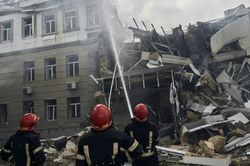 Lãnh sự quán Trung Quốc bị hư hại do giao tranh ở Odesa, Ukraine tiếp tục tấn công Crimea