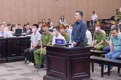 Xét xử sơ thẩm vụ án 'Chuyến bay giải cứu': Nhiều bị cáo tự bào chữa trong ân hận