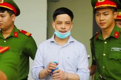 Đại diện Viện kiểm sát phẫn nộ, nói luật sư thờ ơ trước nỗi đau khổ mất mát của đồng bào