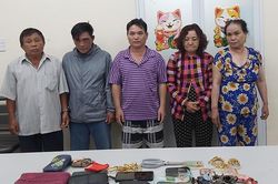 Bắt băng nhóm lừa đảo 'siêu hạng' trên đường phố ở TP.HCM