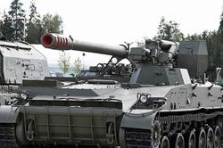 Khoảnh khắc tên lửa HIMARS bắn cháy pháo tự hành Nga ở Ukraine