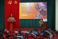 Phát động chương trình nhắn tin 'Chung tay xoa dịu nỗi đau da cam'