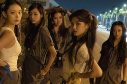 Loạt thành tích siêu khủng từ album mới của 'tân binh 1 năm tuổi' NewJeans