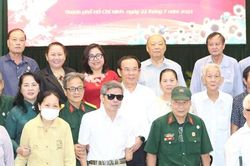 Bí thư Thành ủy TPHCM: Sống, cống hiến cho xứng đáng với sự hy sinh của các thế hệ đi trước