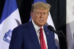Thẩm phán Mỹ ấn định ngày xét xử ông Trump vụ tài liệu mật