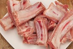 Muốn mua sườn, chỉ cần sờ vào và thấy điều này là sườn ngon không có chỗ chê