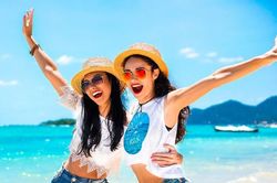 Nhiều bạn trẻ không mua nhà, mua xe mà chỉ đi du lịch