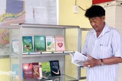 Gương sáng trong xây dựng ấp, khu phố văn hóa