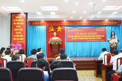 41 học viên tham gia lớp bồi dưỡng đối với công chức ngạch chuyên viên cao cấp và tương đương