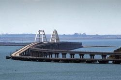 Cầu Crimea lại bị phong tỏa sau tuyên bố 'rắn' của Tổng thống Ukraine