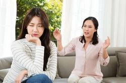Tôi bị giục lấy chồng, một tiêu chuẩn của bố mẹ khiến ai cũng 'bỏ chạy'