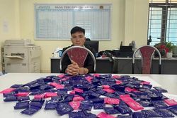 Nửa đêm đón taxi vận chuyển 27.000 viên thuốc lắc đưa đi tiêu thụ