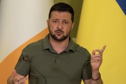 NATO - Ukraine sẽ thảo luận vấn đề ngũ cốc ở biển Đen