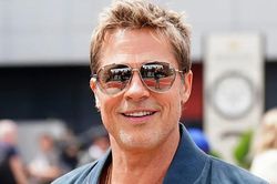 Vẻ đẹp của Brad Pitt qua nhiều năm và càng điển trai ở tuổi 59