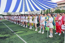 Cựu tuyển thủ Việt Nam thắng nhọc ở sân chơi phong trào