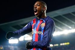 Sao Barca từ chối trở thành đồng đội của Ronaldo