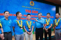 Trao giải thưởng Nguyễn Đức Cảnh cho 167 công nhân, lao động tiêu biểu