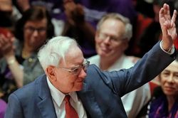 Khoản đầu tư vào Apple của tỉ phú Warren Buffett mang lại cho Berkshire Hathaway gần 150 tỉ USD
