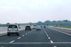 Làm sao để nhà đầu tư 'xuống tiền'?