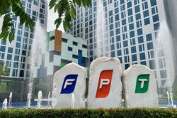 FPT tạm ứng cổ tức 2023 ngay sau khi đạt mức đỉnh lợi nhuận quý