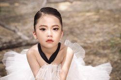 Vẻ đáng yêu của mẫu nhí 6 tuổi đa tài Nguyễn Nhật Ánh