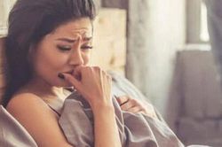Sau 6 tháng cưới chồng trẻ, tôi bật khóc 'vỡ mộng' vì điều này