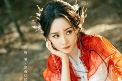 Vì sao tạo hình cổ trang mới của Dương Mịch lại bị chê bai?