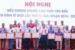 Nghệ An biểu dương 114 người cao tuổi làm kinh tế giỏi giai đoạn 2018-2023