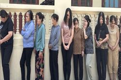 Bắt bà trùm điều hành nhóm chuyên trộm cắp tại lễ hội