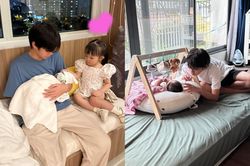 Khoe khoảnh khắc thân thiết của hai quý tử, Cường Đô La bị 'hỏi khó'