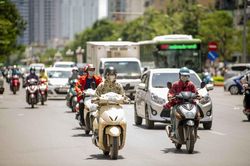 Dự báo thời tiết hôm nay 25/7: Nắng nóng gay gắt ở nhiều nơi, Hà Nội có thể đạt 37 độ