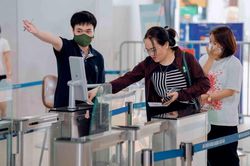 Chưa đến 1% khách làm thủ tục lên máy bay bằng tài khoản định danh điện tử VNeID