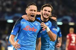 Napoli tự tin giữ chân các ngôi sao
