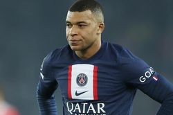 PSG chốt tiền đạo thay thế Mbappe