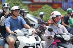 Nắng nóng gia tăng ở miền Bắc, có nơi trên 37 độ C