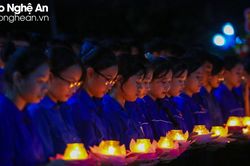 Lễ thắp nến tri ân tại Nghĩa trang Liệt sĩ quốc tế Việt - Lào