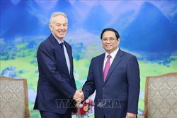 Thủ tướng tiếp Chủ tịch điều hành Viện Tony Blair vì sự thay đổi toàn cầu