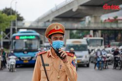 Bộ Công an mở cao điểm kiểm soát ô tô kinh doanh vận tải