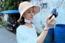 Triệu Lệ Dĩnh 'nhá hàng' loạt khoảnh khắc mặt mộc ở tuổi 35