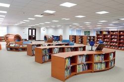 Hơn 9.000 học sinh trung học đang học tại các cơ sở giáo dục có yếu tố nước ngoài
