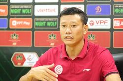 HLV Thạch Bảo Khanh: VAR là một phần của bóng đá và chúng ta phải thích nghi với công nghệ này