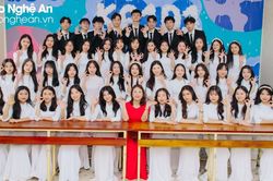 Lớp học trường làng có 90% học sinh điểm xét tuyển đại học đạt từ 25 điểm trở lên
