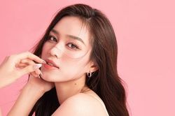 Gặp sự cố oái oăm vì trượt tay khi làm đẹp, Hoa hậu Đỗ Thị Hà lo lắng điều gì?